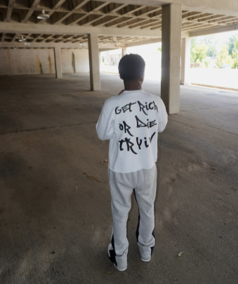"get rich or die trying" boxy oversize crop tee